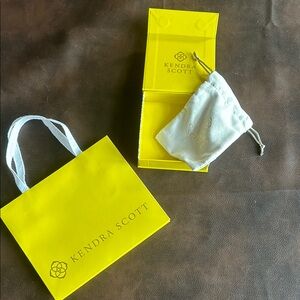 Kendra Scott Yellow Gift Set magnet box